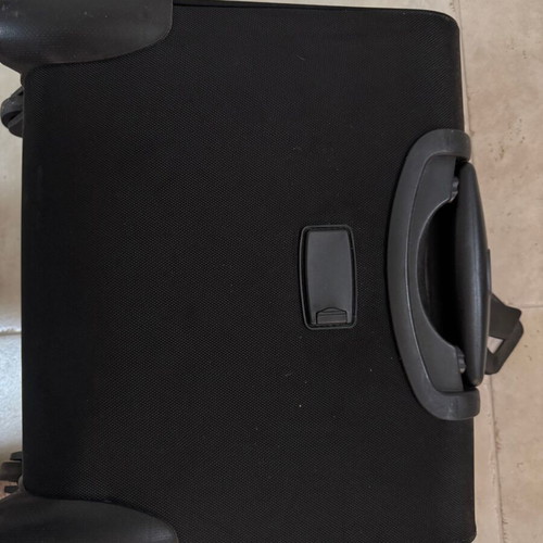 Laptop black fabric cabin travel suitcase like new with 4 wheels