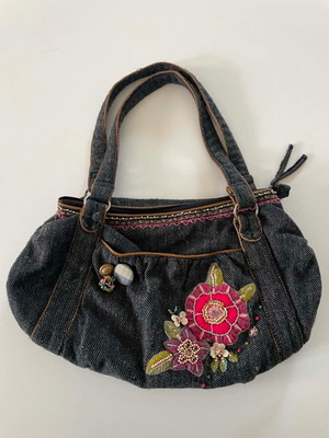 Accessorize Boho shoulder bag like new, grey and pink