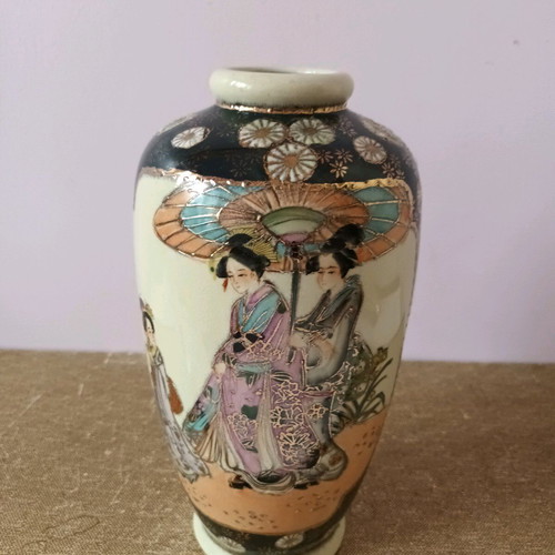 Royal Satsuma vase 26 cm like new