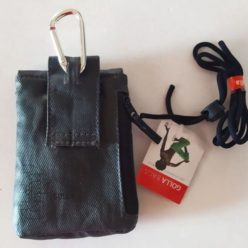 Golla bag like new, black mobile phone case