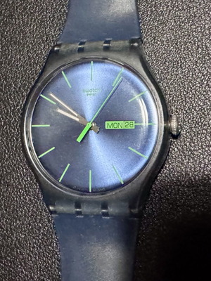 Swatch watch used, mechanism works but time adjustment faulty