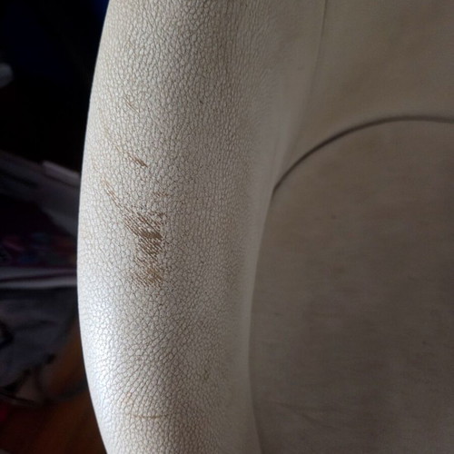 White office chair with adjustable height and swivel base
