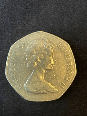 British 50 Pence Coin 1980 used with Elizabeth II & Britannia design
