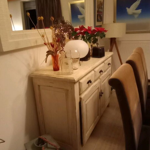 Buffet like new, dimensions 144x53x98 cm