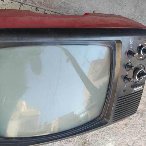 National TR-602ES Retro Vintage 12" Television used, needs repair