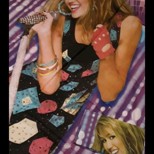 Hannah Montana duvet cover and pillowcase like new for single and double bed
