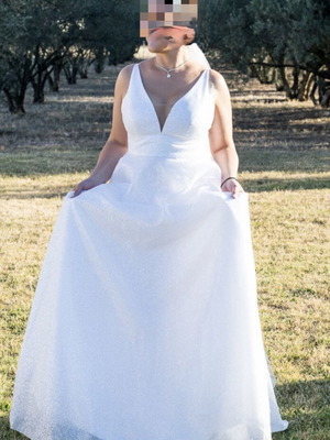 Wedding dress