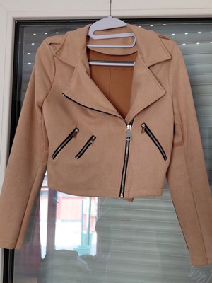 Beige castor jacket with side zipper