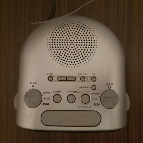 Sony ICF-C318 Dream Machine clock radio used