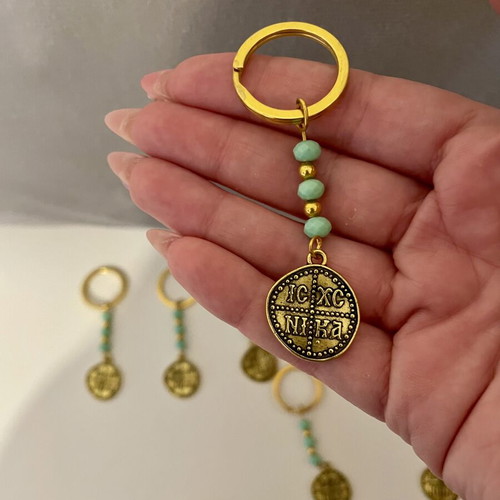 Keychains with Konstantinato and beads, pack of 23 new