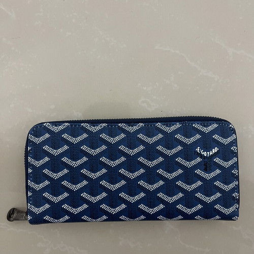 Wallet new, blue, with capacity