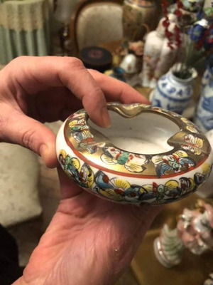 Handmade ashtray from China for decoration