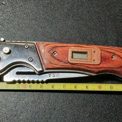 Folding Stiletto Knife used with wooden handle