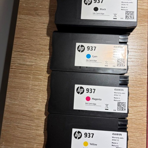 Hp 937 ink cartridges new, set of 4