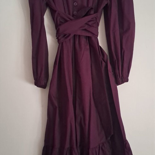 Chaton dress like new, medium size, purple