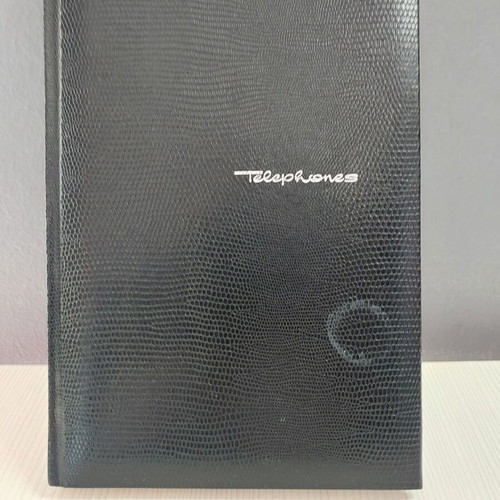 Telephone medium index like new with three sheets