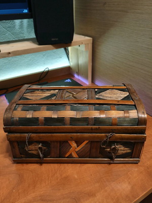 Wooden box basket used from Madagascar wood