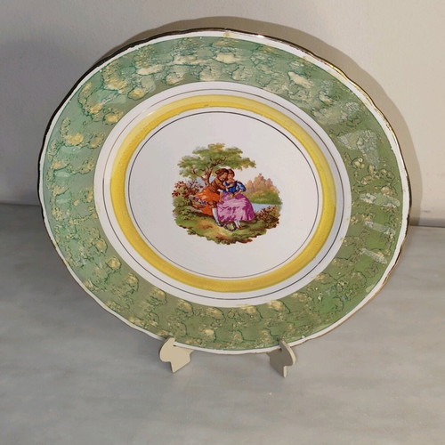 Porcelain decorative plate used with vintage style by Keramikos