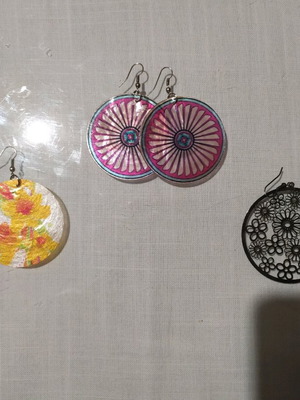 Dangling earrings like new, set of 3 pairs