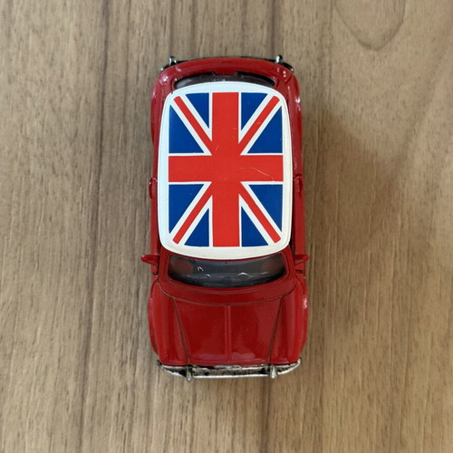 Mini Cooper die cast model with opening doors, like new