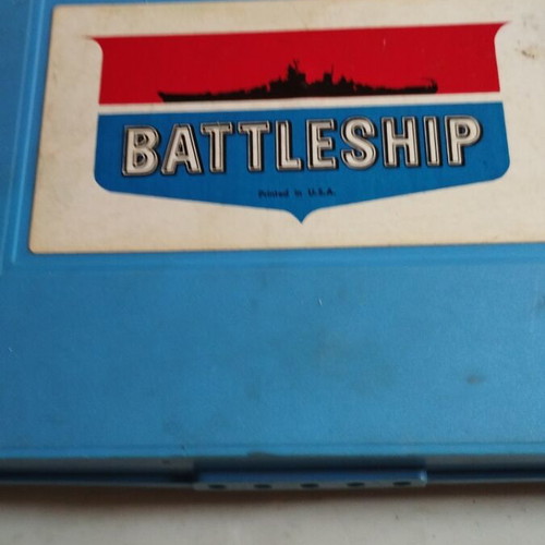 Battleship vintage 1967 board game used, red in good condition