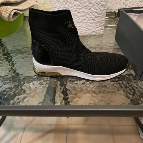 Envie Shoes black ankle boots new, size 38, fabric
