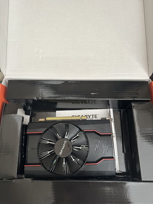 Sapphire Radeon RX 550 4GB GDDR5 Pulse graphics card like new