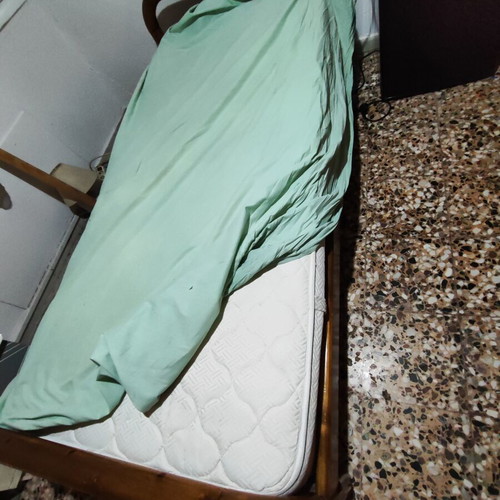Wooden single bed 2x1 with headboard