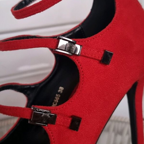 Red stiletto pumps new, size 38, comfortable design