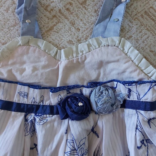 Dress Marasil used for 12 months adjustable straps