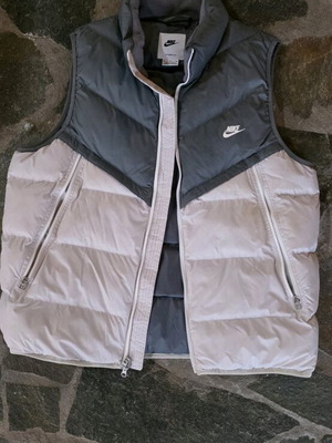 Nike ανδρικό Storm Fit αμάνικο γιλέκο XL σαν καινούργιο, άσπρο και γκρι