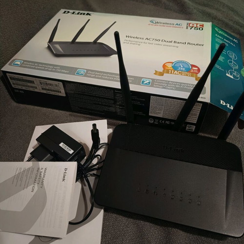 D-LINK AC750 dual band router like new
