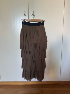 Skirt long with ruffles like new, brown, NU Denmark