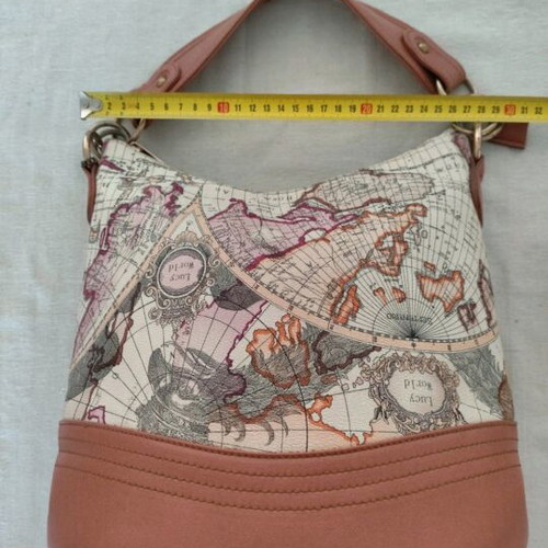Lucy World women's bag like new, shoulder or hand, beige multicolor