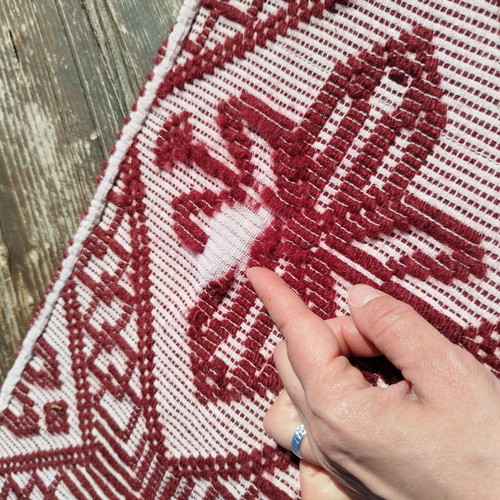 Vintage woven bed cover like new