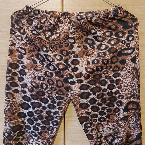 Leopard print elastic leggings like new, one size