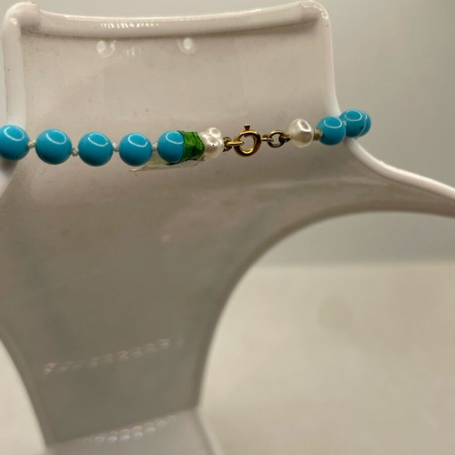 Necklace with turquoise and baroque pearls like new, 50cm diameter