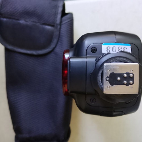 Godox TT685-C Flash for Canon used with rechargeable batteries