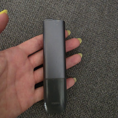 Iqos Iluma One device