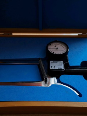 Harpenden Skinfold Caliper σαν καινούργιο, επαγγελματικό δερματοπτυχόμετρο