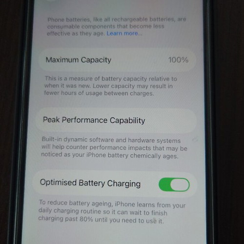iPhone SE 2020 64GB like new with 100% battery