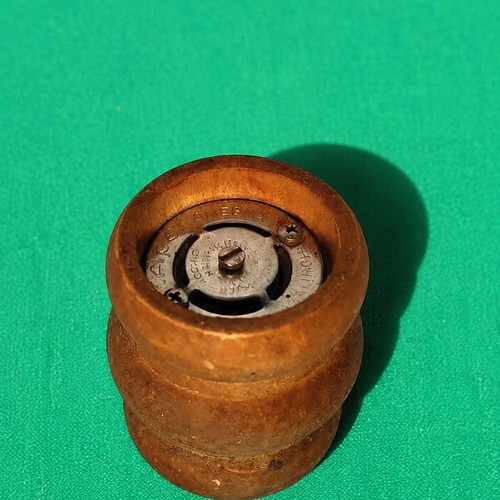 Spice mill Italy 1950s-1970s used, beech or walnut body
