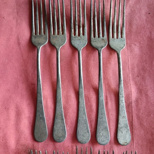 Vintage collectible forks set of 10 used, very old