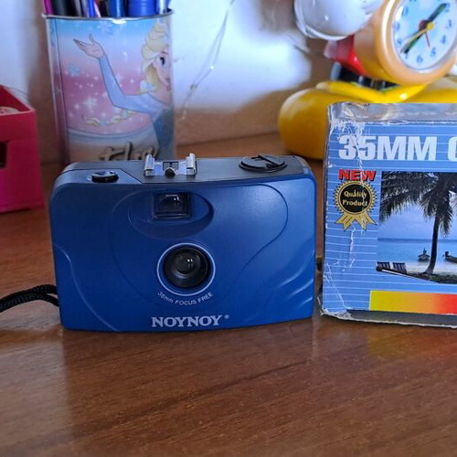 Collectible camera new in box Nounou