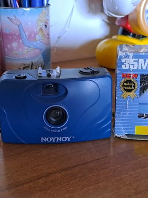 Collectible camera new in box Nounou