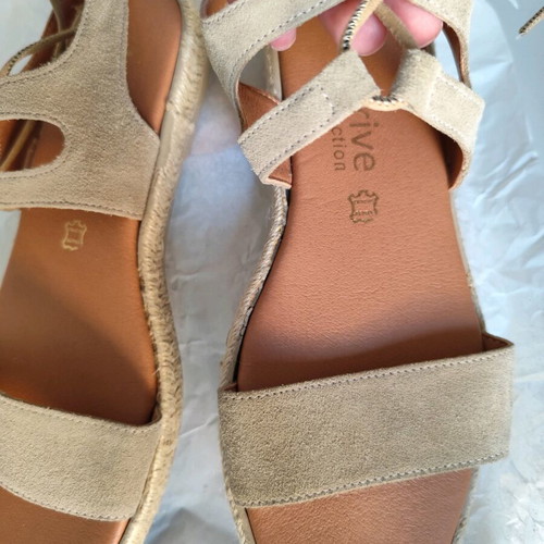 Beige suede women's sandals size 37 like new