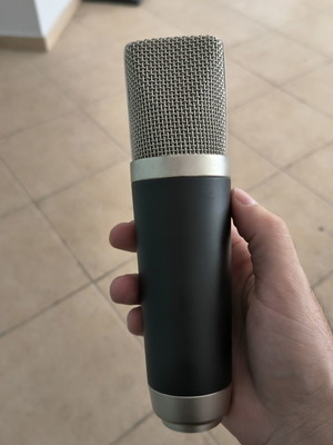 M-Audio Producer USB condenser microphone used with stand