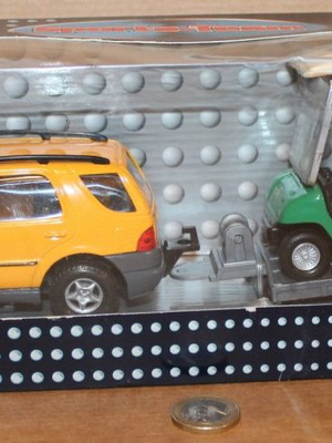 Μεταλλική Μινιατούρα Mercedes Benz M Class & Golf Cart 1:36 Καινούργιο