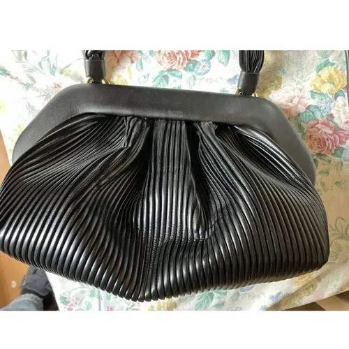 Themoire shoulder bag black plisse style like new