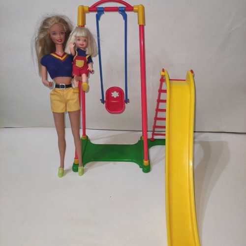 Barbie & Kelly Giggles'N Swing dolls 1998 used